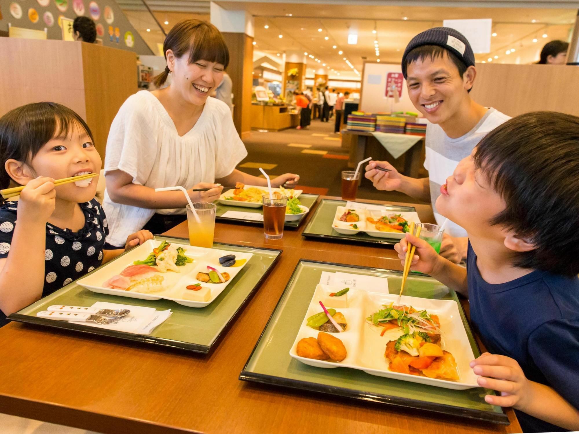 โฮเต็ล ทังกรัม Hotel Shinano  ภายนอก รูปภาพ